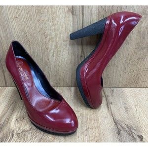 Sergio Rossi Women’s Patent Leather Red Pumps Heels Closed Toe Shoes Size 6